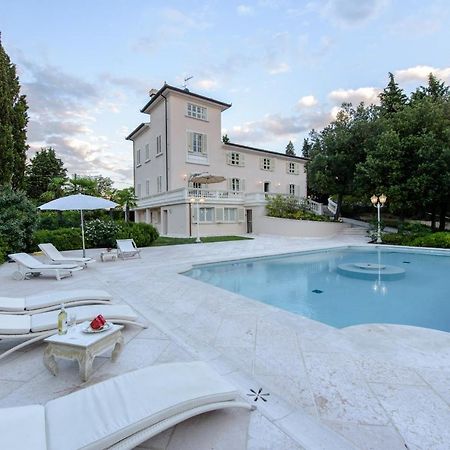 Villa Rinaldi Монтеспертоли Екстериор снимка
