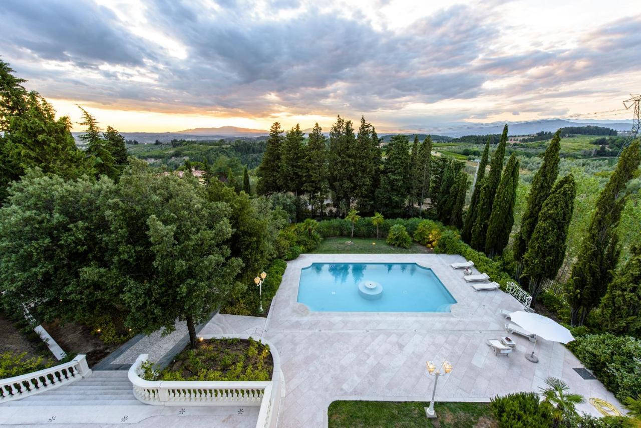 Villa Rinaldi Монтеспертоли Екстериор снимка