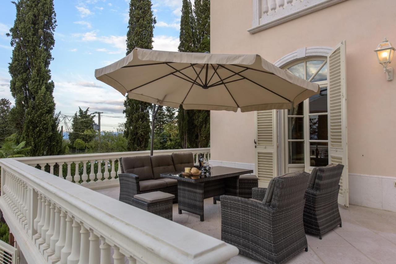 Villa Rinaldi Монтеспертоли Екстериор снимка