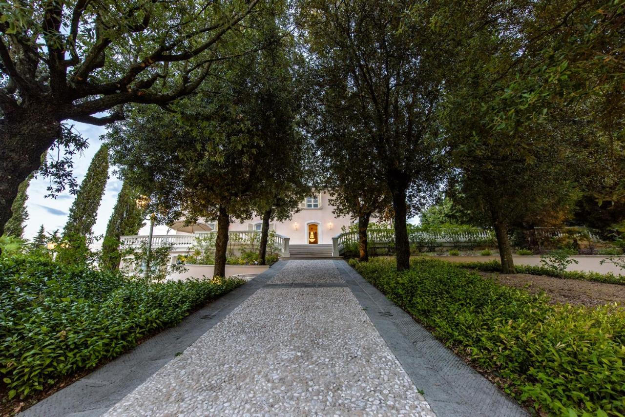 Villa Rinaldi Монтеспертоли Екстериор снимка